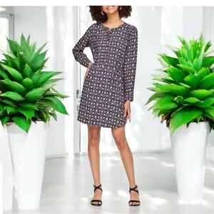 "LOFT" MULTICOLOR
GEOMETRIC LONG SLEEVES
SHIRTTAIL DRESS SIZE: XL